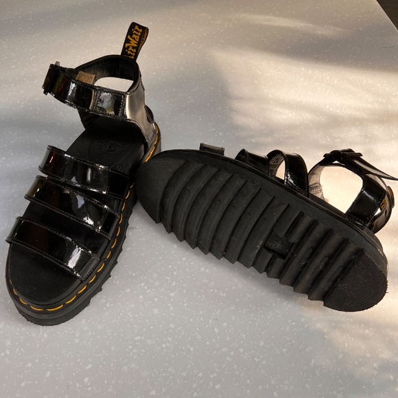 Doc Martin's Womens Black Blaire Patent Leather Strap Platform Sandal size 7 - Picture 4 of 4